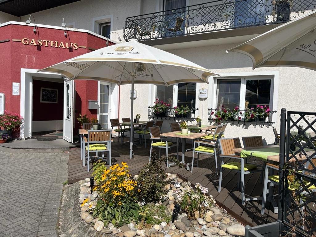 Gasthaus "Zur Alten Dorfschmiede" Metterich Екстериор снимка